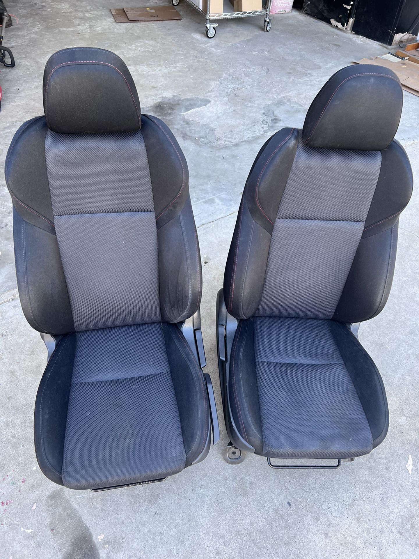 15-21 SUBARU WRX FRONT SEAT CLOTH SET OEM