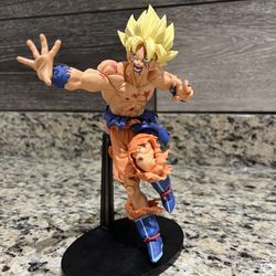 Dagon Ball Goku Statue