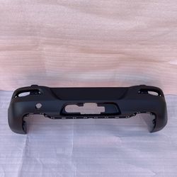 2014-2018 Jeep Cherokee Rear Bumper OEM New