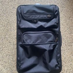 American Tourister Roller Bag