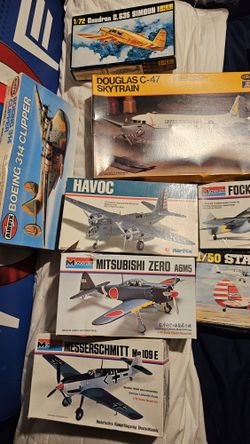 Vintage Airplane Models 