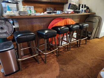 Classic bar stool, excellent condition