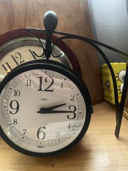 Springfield Dual Sided Outdoor Thermometer and Clock with Wall Bracket