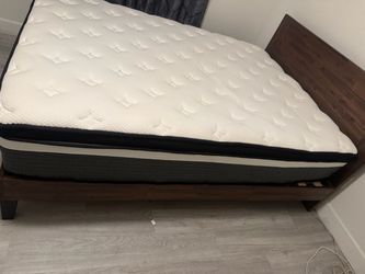 Queen bed with mattress