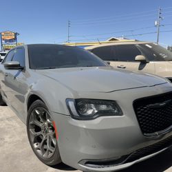 2017 Chrysler 300 S S 4dr Sedan Price $11,000 Mileage 142,347