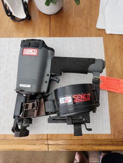 Roofing nail gun