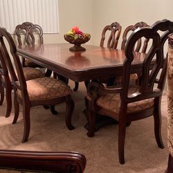 7 Piece Gorgeous Dining Room Madera Wood Set