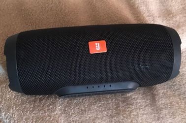 Bluetooth waterproof speaker