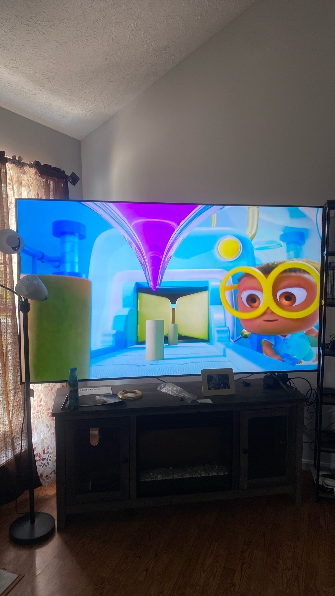 85in Tv