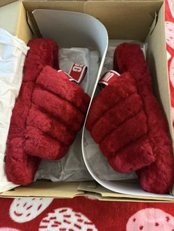 Red Ugg Fluff Yeah Slide Size 9