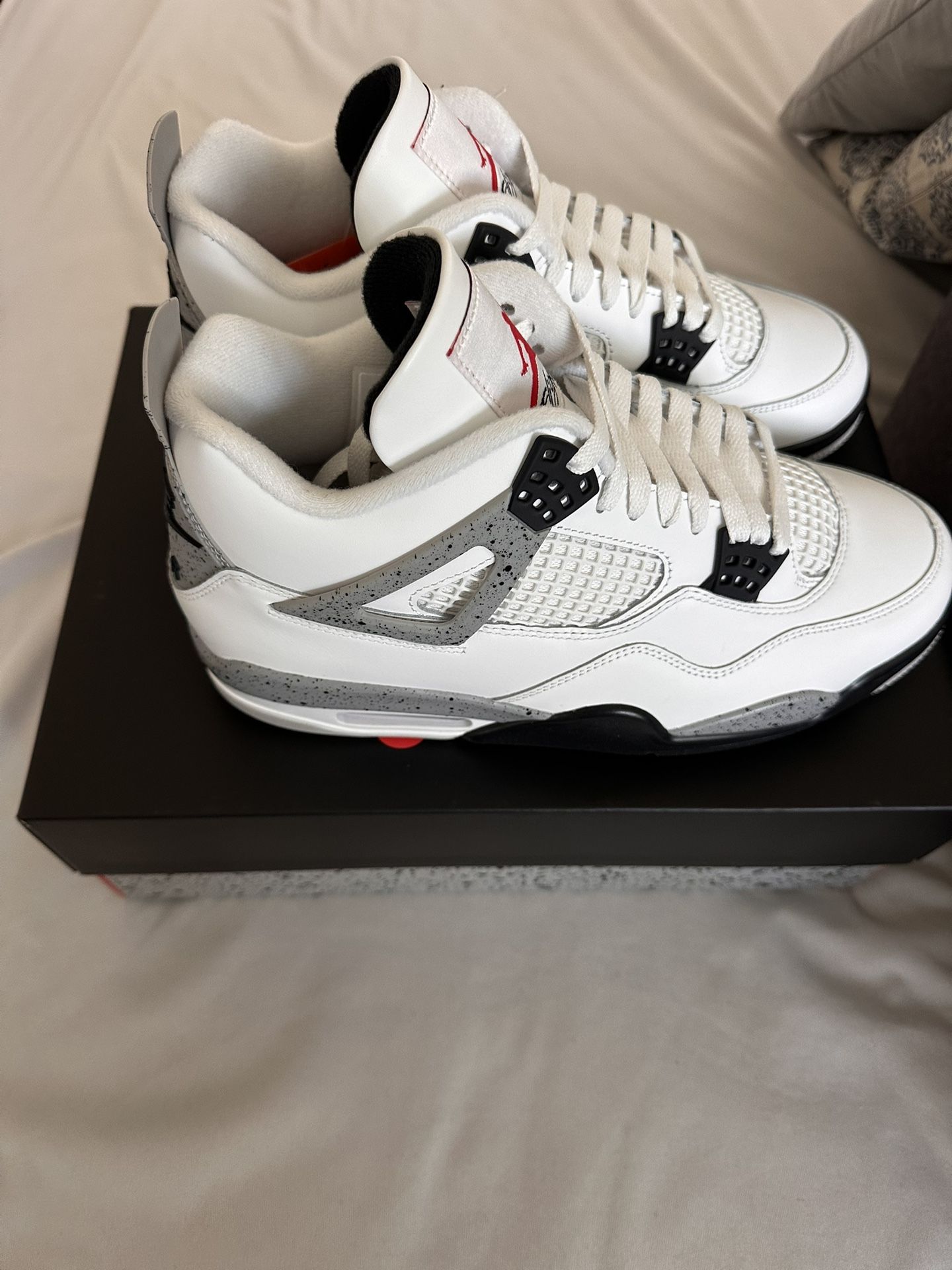 Jordan 4 Retro White Cement
