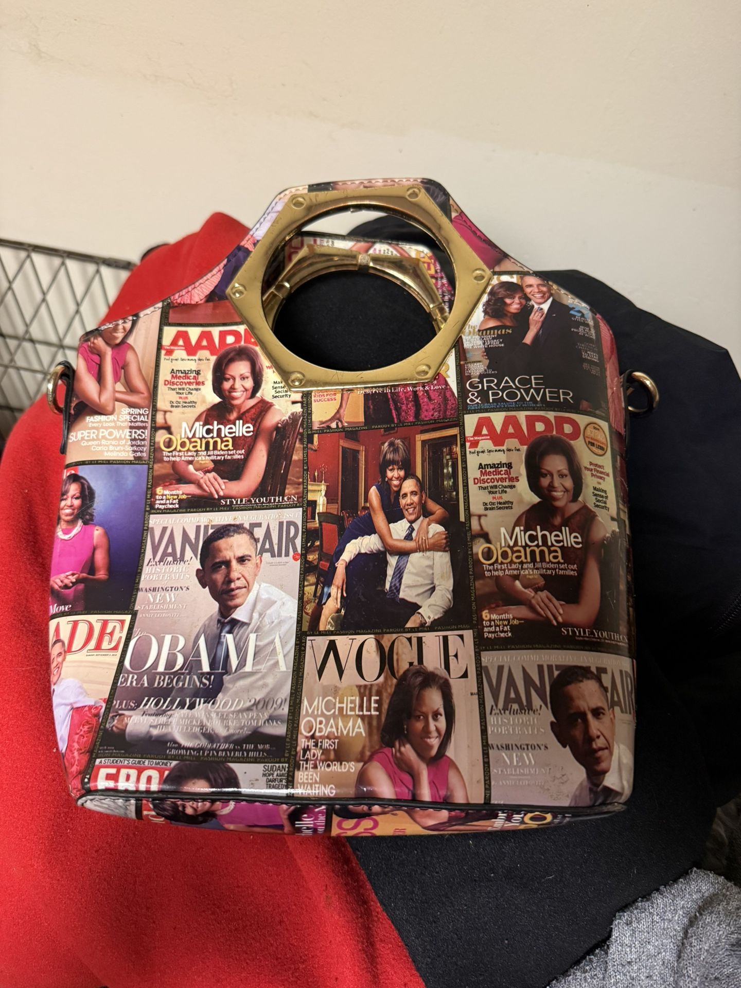 Obama’s Purse And Handbag