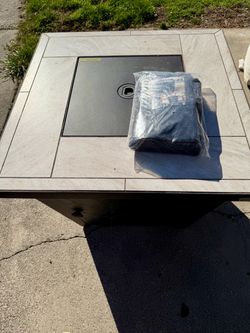 Outdoor Propane Fire Pit Table with Cover