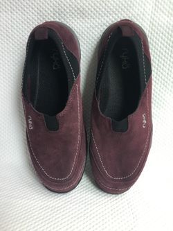 Ryka Slip-On Suede Walking Shoes Burgundy Hiking Shoe Size 6.5 Burgundy Outdoor