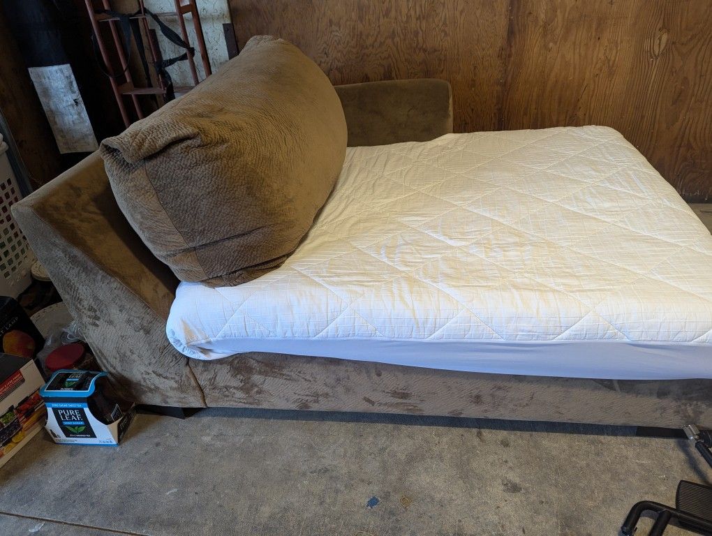 Sleeping Sofa