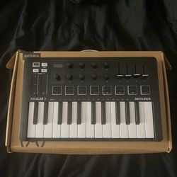 Arturia MiniLab 3 MIDI Keyboard