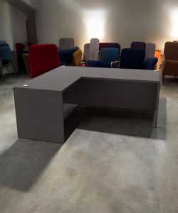 Modern Executive L-Shaped Desk – Brand New – $350 📦 Florida