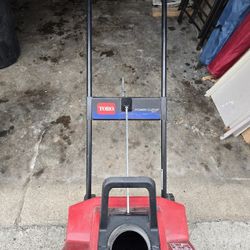 Toro Power Curve 1800 (Electric)