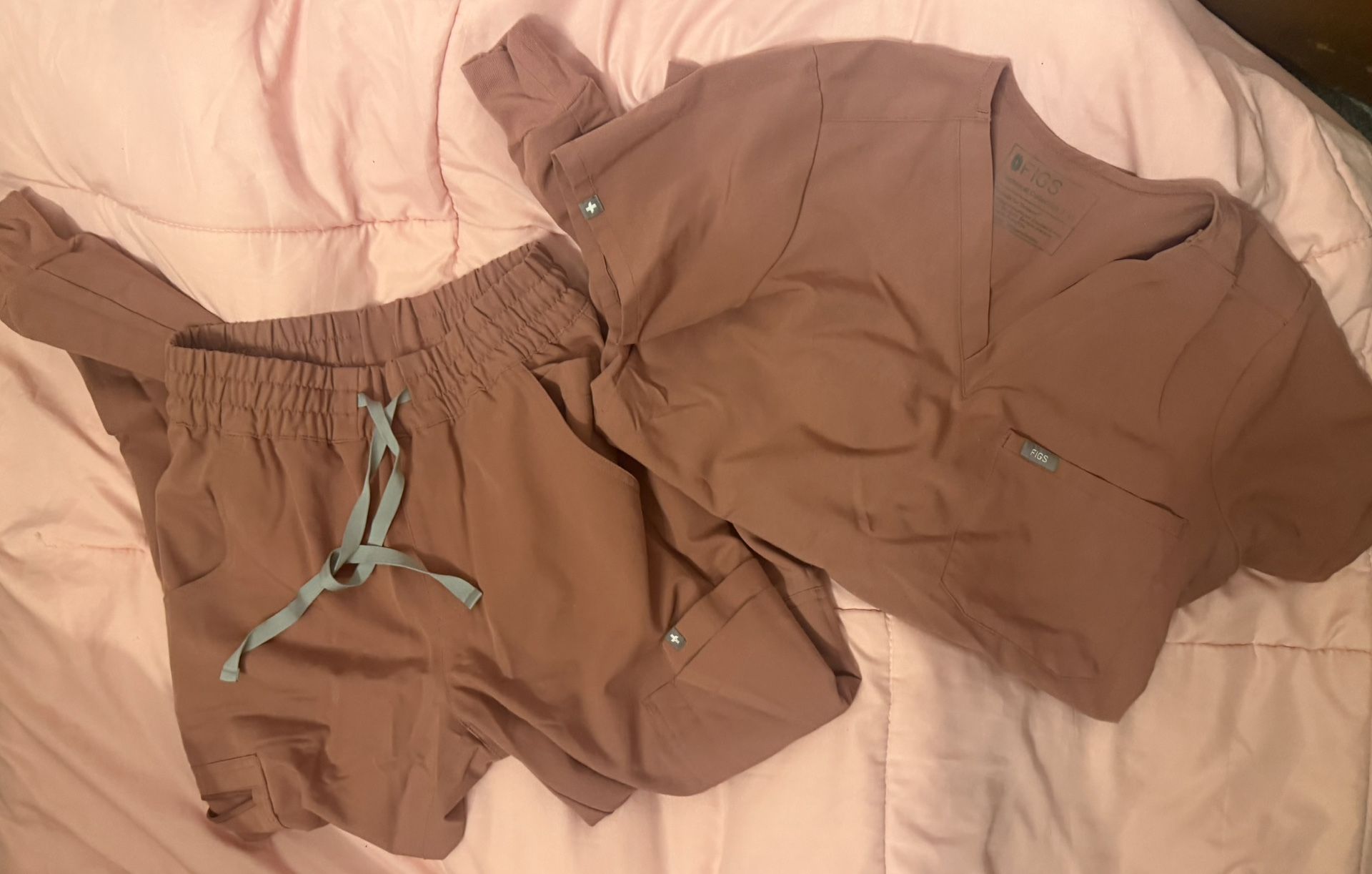 FIGS women’s Scrubs Size XS mauve Dusty Pink 