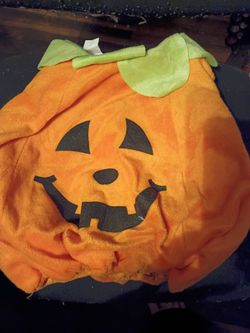 Very cute pumpkin costume