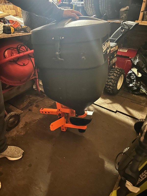 Saltdogg Spreader