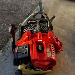 Redmax Gas Backpack Lead Blower   Great Condition 