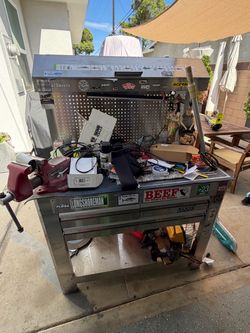 Tool bench