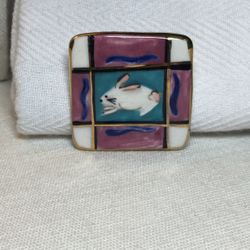 Hand Painted Vintage Porcelain Bunny Brooch/Pin