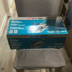 40V Max XGT Brushless Cordless Rear Handle 7-1/4 in. Circular Saw (Tool Only)