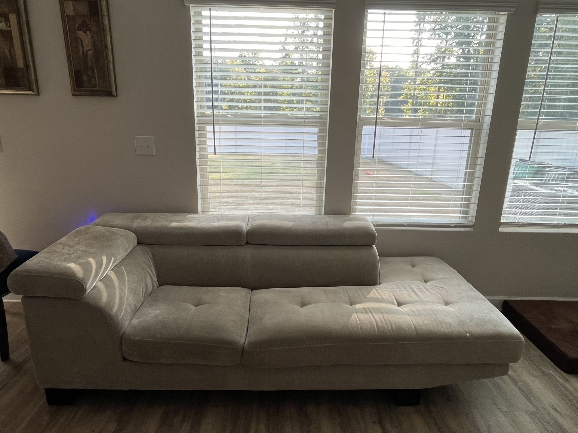 Rooms To Go Sofa Set