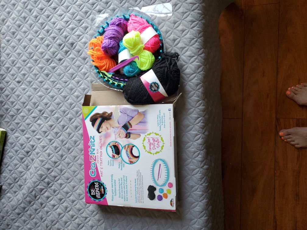 Knitting set for girls