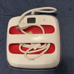 100$ Cricut Easy Press 2 9x9