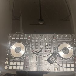 DJ Board 