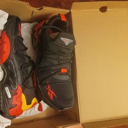 Reebok Men Trideca 200 Running shoes - Size 8.5