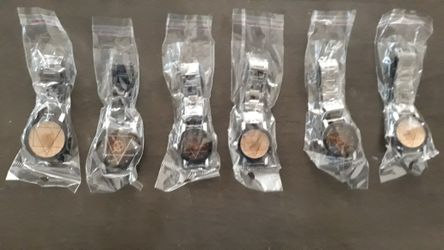 Stainless steel compass watch brand new for sale in lot. 28 pieces in whole