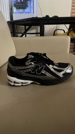New Balance 1906r Black Silver Size 8 men, size 10.5 women.