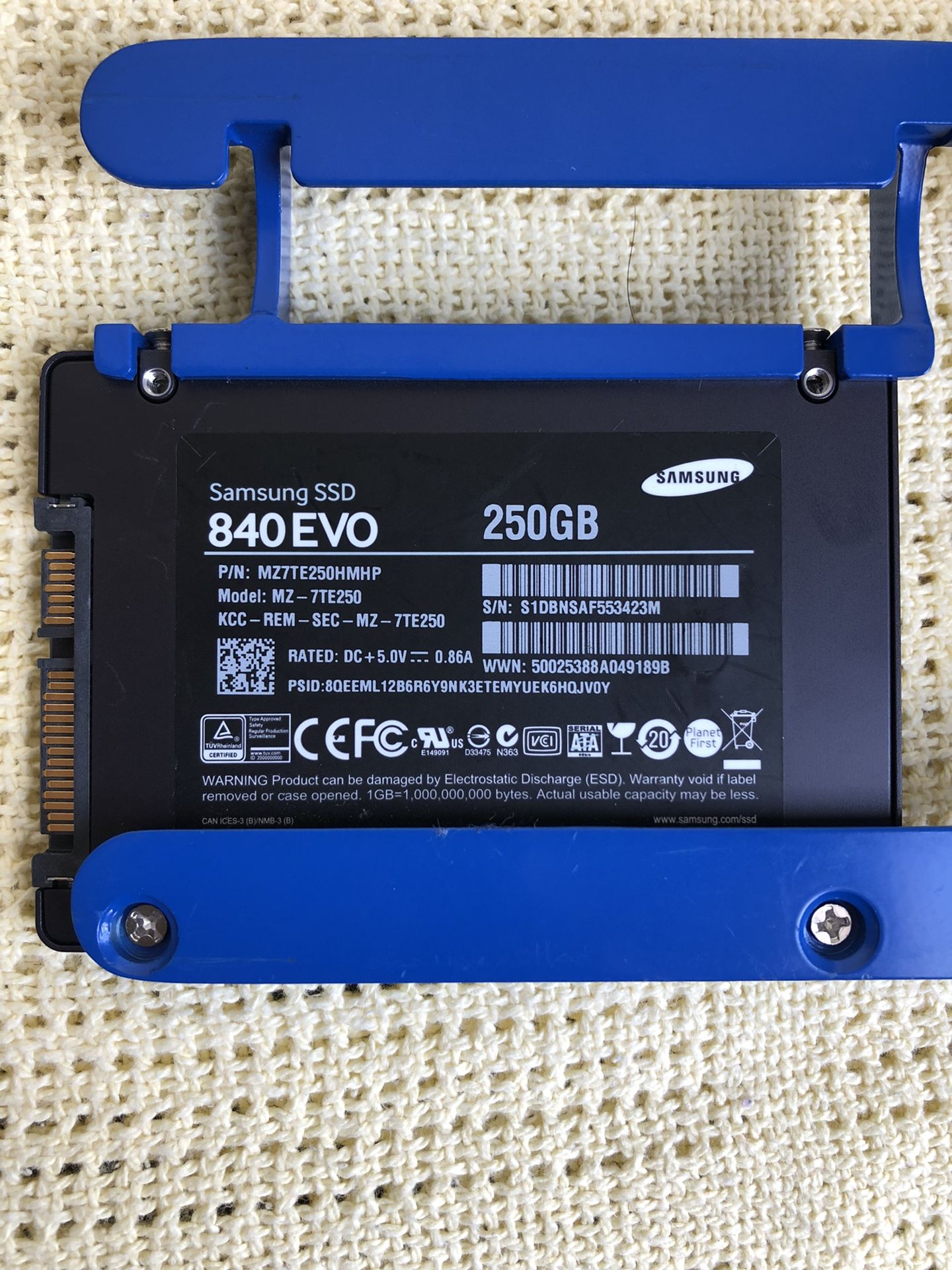 Samsung 250GB 840 Evo Series SATA III Internal SSD Kit for Desktop