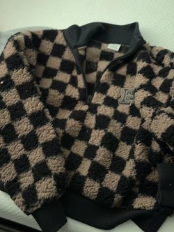 Pink sweater  Small