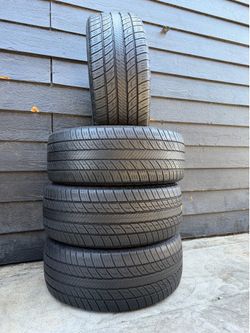 245/45/19 uniroyal