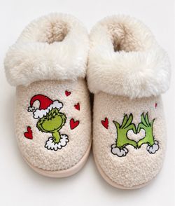 American Eagle Grinch Slippers- Never Worn Woman Size 8