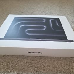 2024 MACBOOK PRO 