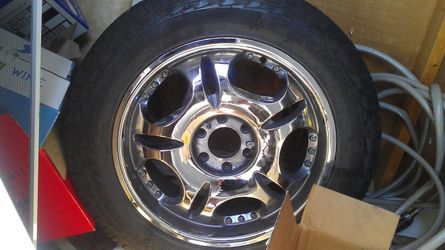 20 in 6 lug Chrome rims w/tires!