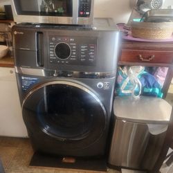 GE Profile Smart Washer/Dryer Combo (Sam Sudzy)