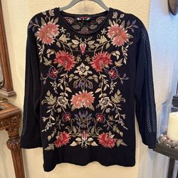 Johnny Was Black Floral Embroidery Thermal Long Sleeve Top Size S/M
