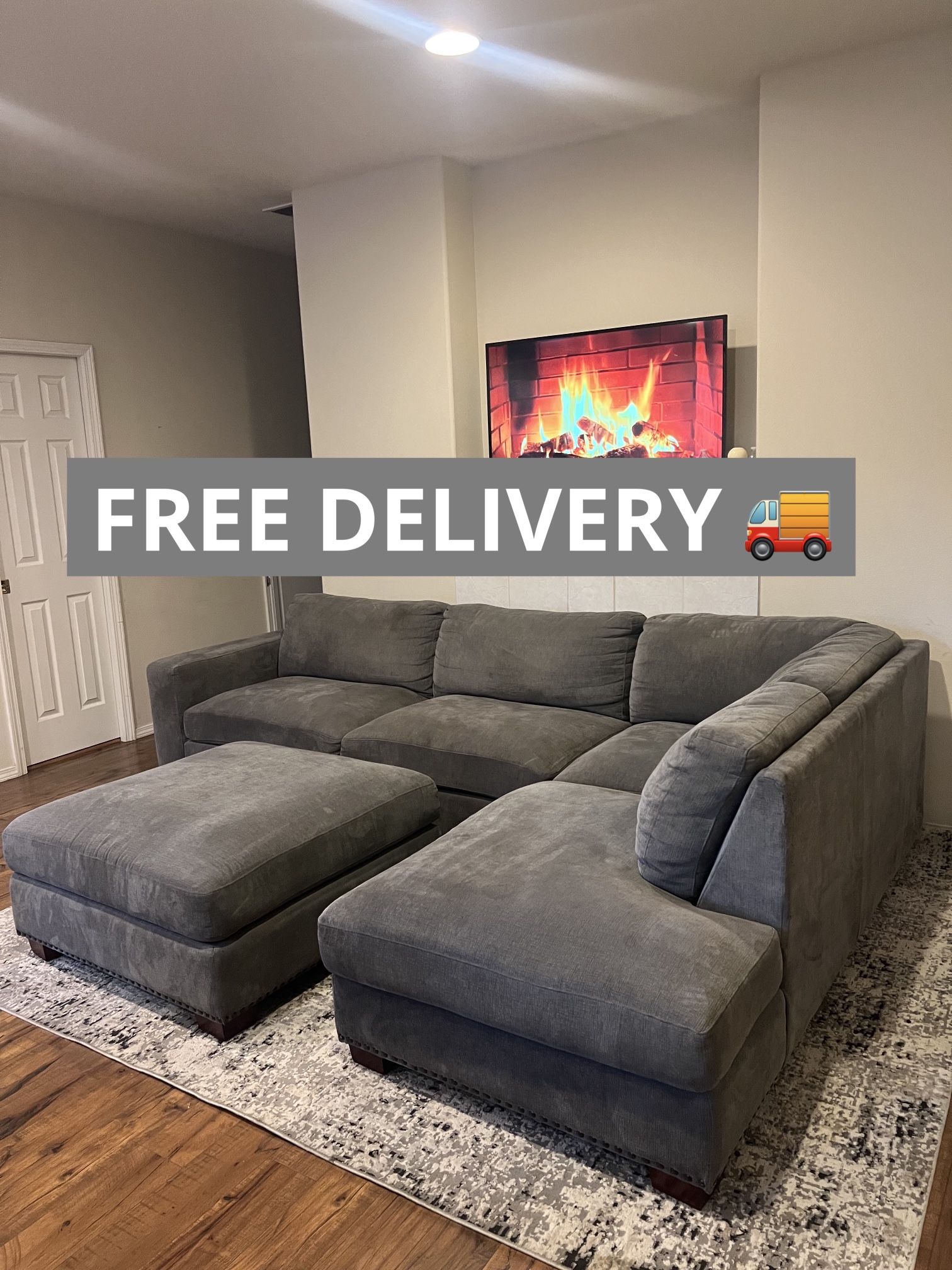 Large Gray Sectional Couch FREE DELIVERY for Sale in Portland, OR