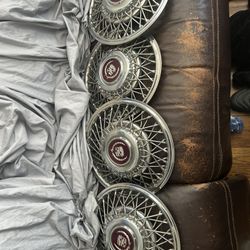Cadillac Hubcap