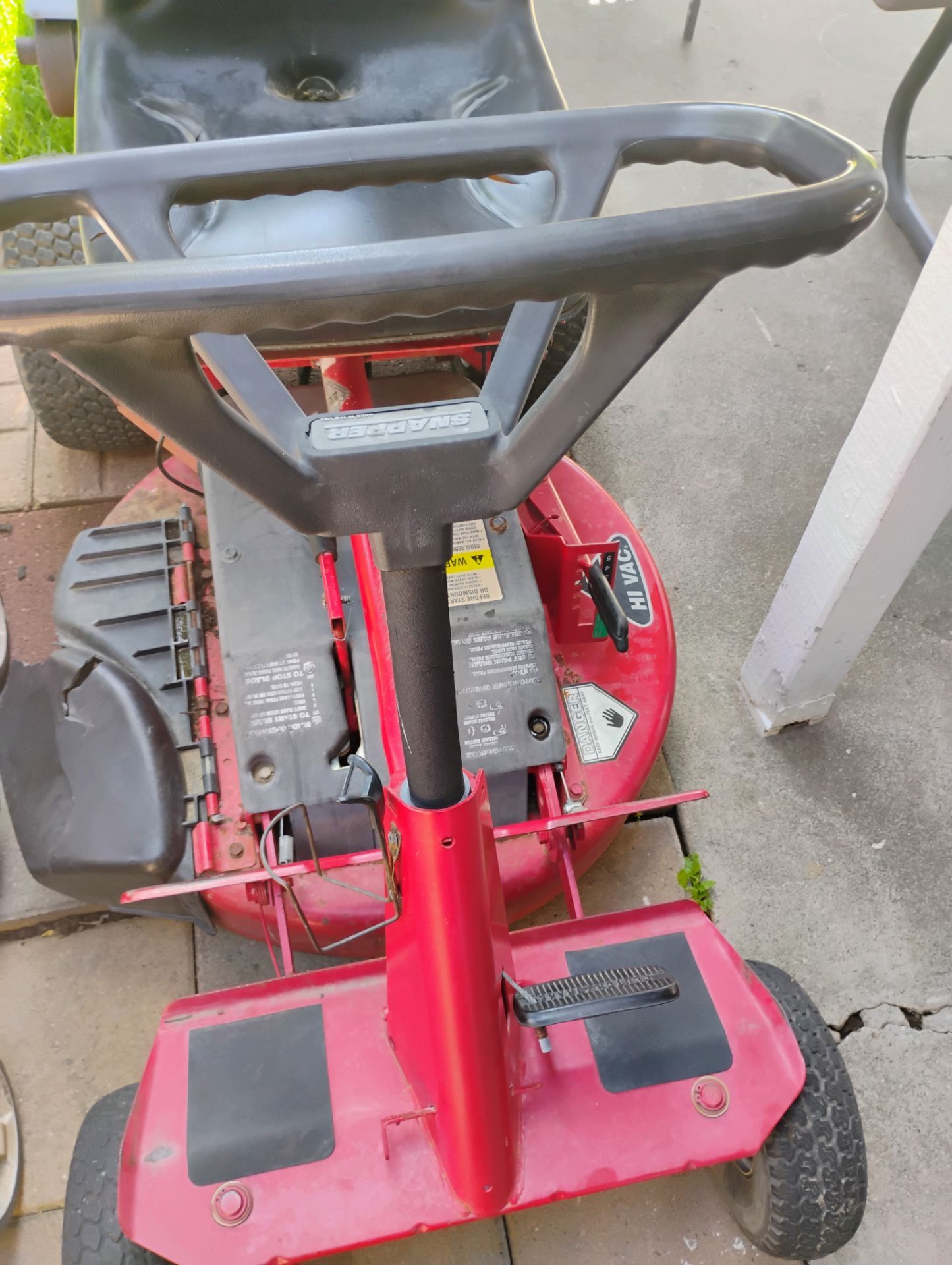Snapper riding mower