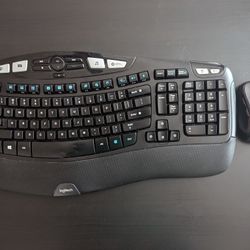 New Logitech K350 Combo - Wireless Keyboard & Mouse
