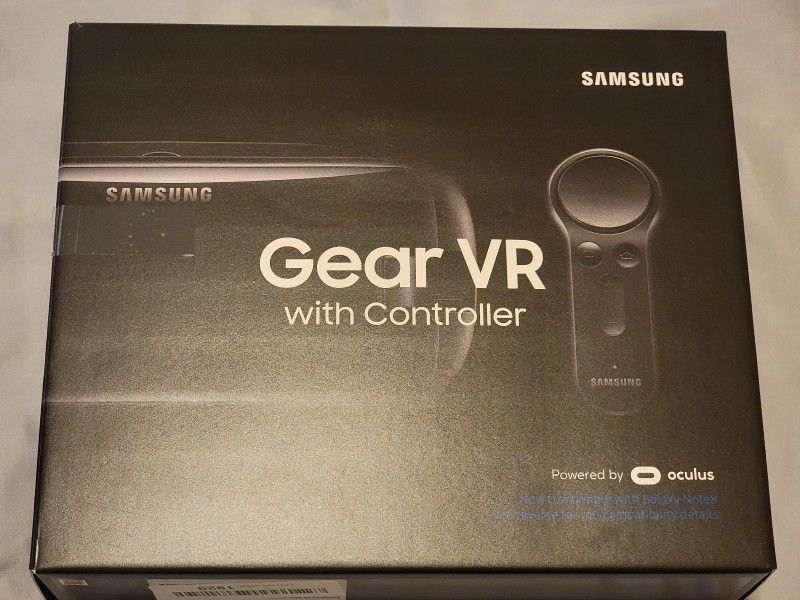 Free Samsung Gear VR With Controller (SM-R325)