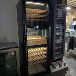 Tri-Zone Wine Refrigerator 🔥 National Appliance Liquidators Everett
